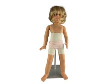 Monika Levenig Künstlerpuppe