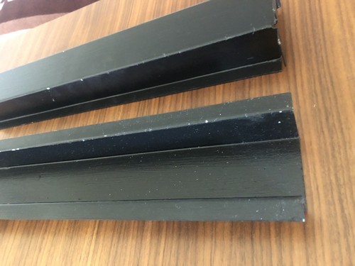 Wagenheberaufnahme vorne - 2x,