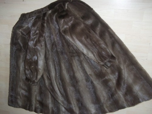 Pelzmantel otter von - otter,