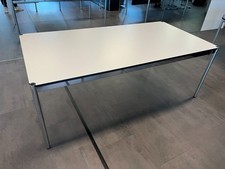 USM Haller Schreibtisch