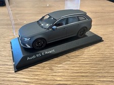 Audi RS6 Avant C7 mattschwarz