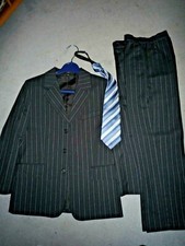 Anzug Jacke und Hose teils Gummizug Marke WEISE Kommunionsanzug Gr.134 wie neu