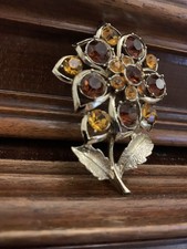 Zauberhafte alte Brosche Schmuck 70×50 mm in Gold farbig Vintage Alt