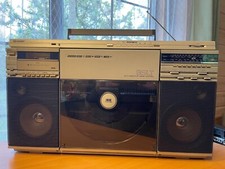 Vintage Boombox SHARP VZ-2500h