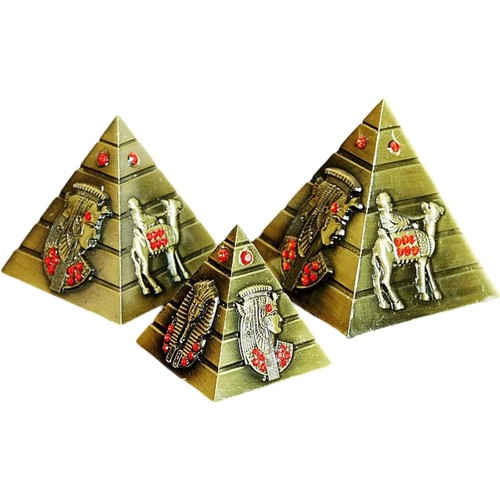 Bronzefarbene pyramide statue - bronzefarbene,