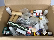 Konvolut Röhren EAA91 ECC962 PCL86 EF91 ECC89 PY82 EBC81 PL84 usw. Röhrenradio