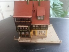 Vollmer H0 29253 Cafe Bistro Fachwerkhaus mit Inneneinrichtung fertig gebaut