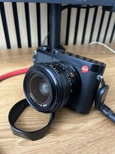 Leica Q2 Digitalkamera Schwarz
