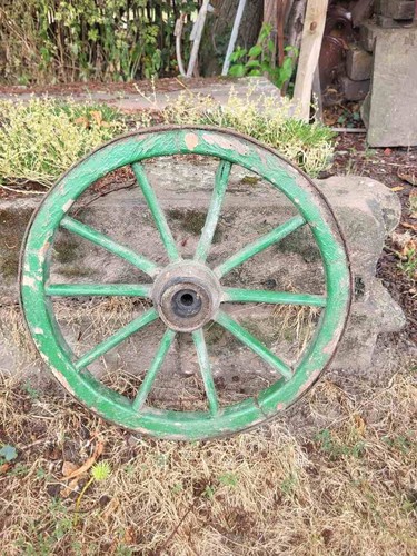 Altes wagenrad leiterwagen - wagenrad,,