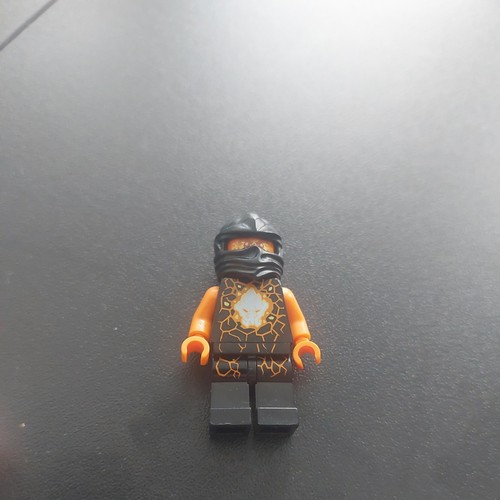 Lego ninjago minifigur - ninjago, cole