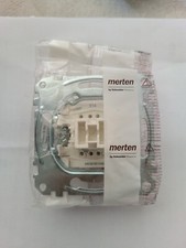 Merten System M 10A/250V 1-polig Taster-Einsatz (MEG3150-0000)