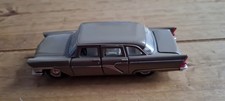Gaz tschaika braun - gaz-13, 1:43