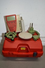 ^ Leica GPS SYSTEM 500 Leica