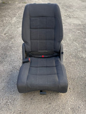 Original VW Touran Rücksitz Sitz hinten links (hintern Fahrersitz) - für Isofix