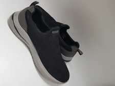 Skechers Slip On Herren Schuhe