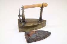 Antikes Glätteisen mit