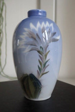 Royal Copenhagen Porzellan Vase Kaktus Blüte Kaktusblüte Blume Nr. 2672 * 47A