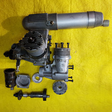 OS Max 40H mit Schalldämpfer plus Teilemotor selten