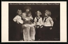 Fürstin Elisabeth Marie zu Windisch-Graetz mit Kindern, Ansichtskarte 