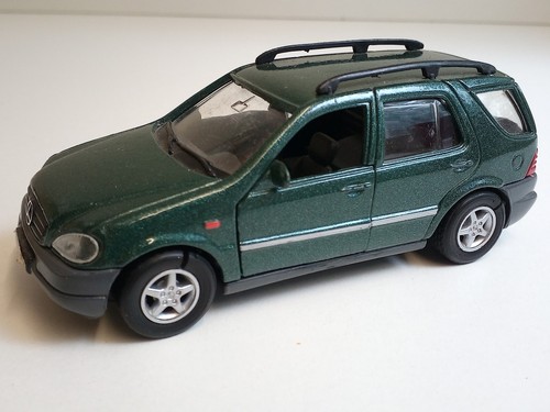 Mercedes 320 - ⛔mercedes,