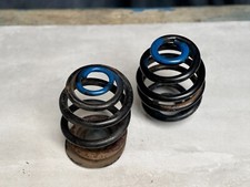 2x Federn Fahrwerksfedern Spiralfedern hinten für BMW 3er e46 Cabrio 330i M54