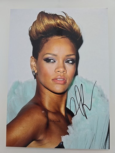 Rihanna xxl foto - rihanna,