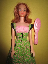 B1260) ALTE VINTAGE BARBIE