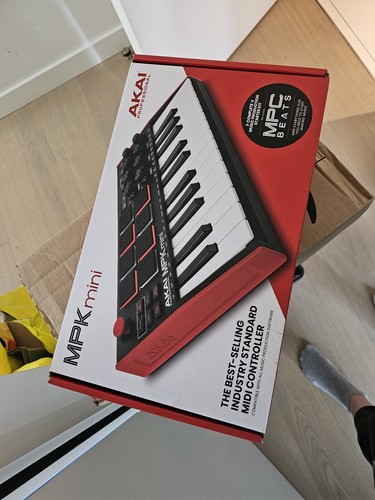 Akai mpk mini mk3 - akai, 25-key