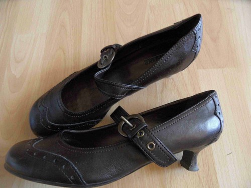 Ariane pumps budapester stil - ariane,
