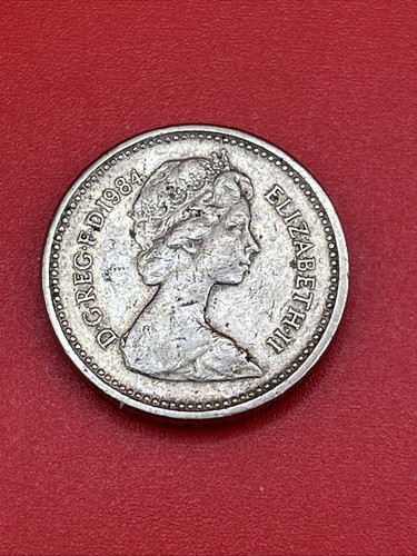 Rare 1983 queen elizabeth - rare,