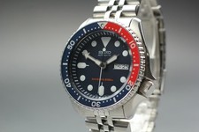 Near Mint Seiko SKX009 7S26-0020 Pepsi 200m Diver's Automatic Men's Watch JAPAN