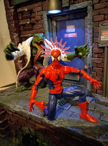 Marvel legends spiderman - marvel,