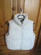 FB Sister Basic Style creme-weiße Daunen-Weste Gr. XS