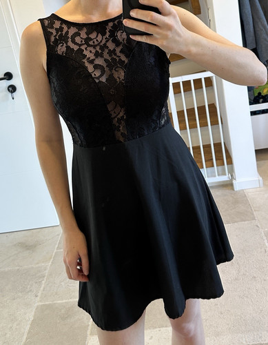 Kleines schwarzes spitze - kleines, schwarzes,