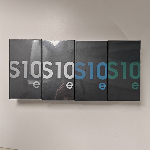 Sealed samsung galaxy s10e - sealed,