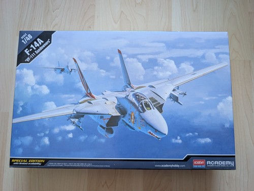 Academy 12230 14a 111 - f-14a, vf-111
