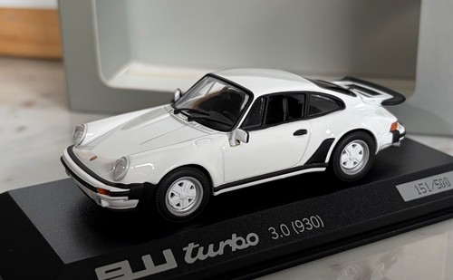 Minichamps porsche 911 - 1:43,