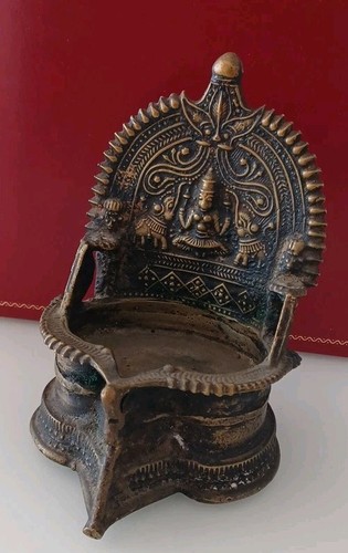 Indische öllampe lakshmi - indische,