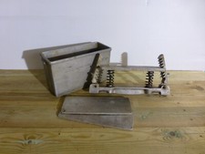 Quadratisch: Fleischpresse -