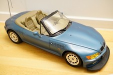 alte Spielzeugauto Modelauto BMW Roadser