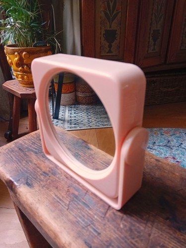 Vintage rosa kunststoff - vintage,