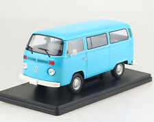 VW Bus T2 Bulli hellblau 1:24 Modellauto 