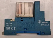 Schrack RP3SL024 Relais in