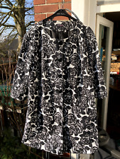 Thea 42 plus Jacke Gehrock Gr.56  weiß-schwarz sooo schick!!