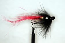 3 Tubenfliegen schwarz/rot für Lachs und Meerforelle handgebunden