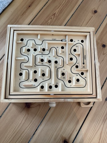 Holz labyrinth