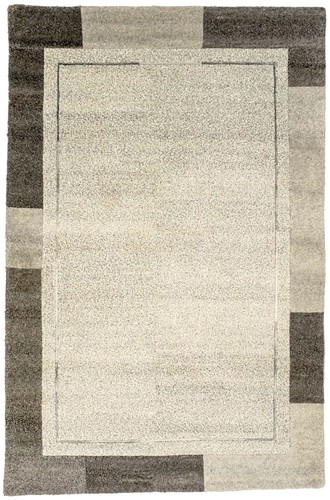 Modern carpet hand knotted