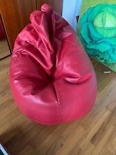 Großer Sitzsack schwarz oder rot aus hochwertigem Kunstleder