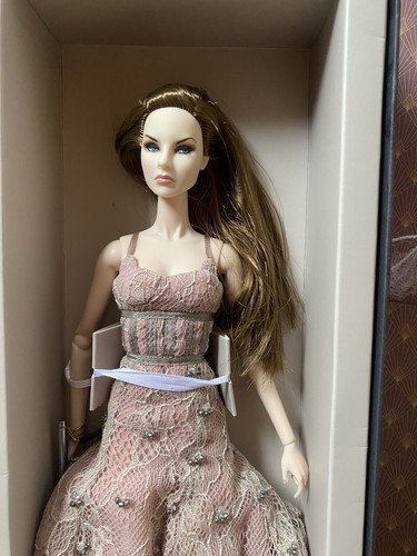Agnes von weiss dressed doll - weiss,