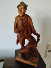 Holzfigur handgeschnitzt